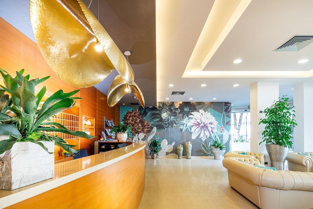 Hotel Parigi Bibione Eksteriør billede