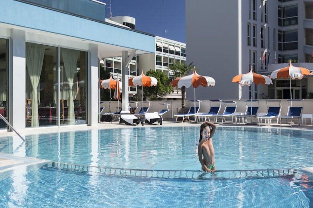 Hotel Parigi Bibione Eksteriør billede