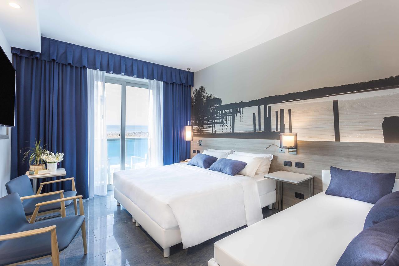 Hotel Parigi Bibione Eksteriør billede